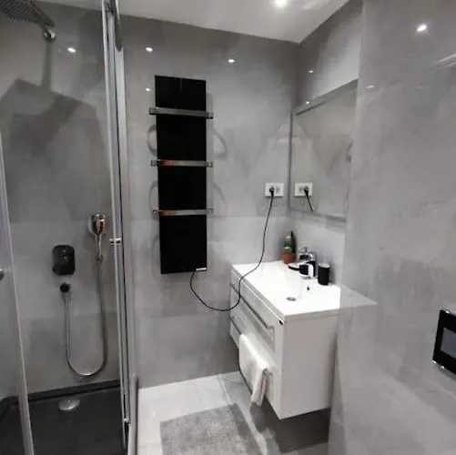 Pino Marengo アパート